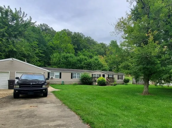 24 Mary Ct, Rush, KY 41168