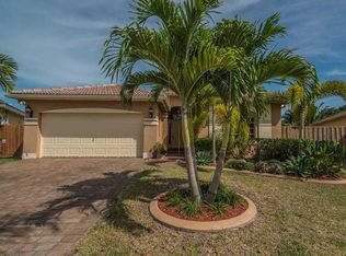 8952 SW 209th Ter, Cutler Bay, FL 33189