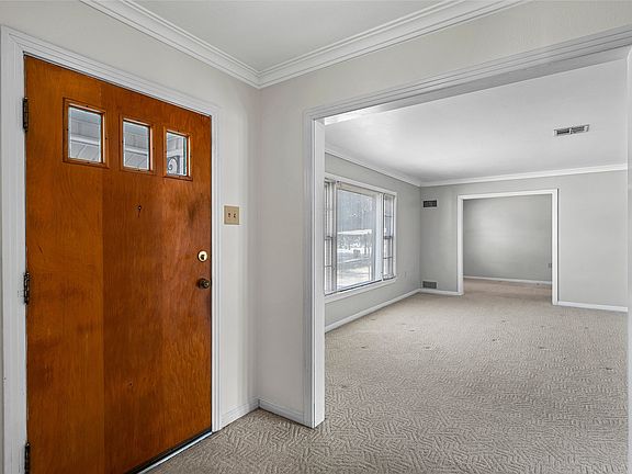 4th image of 1336 Sunset St