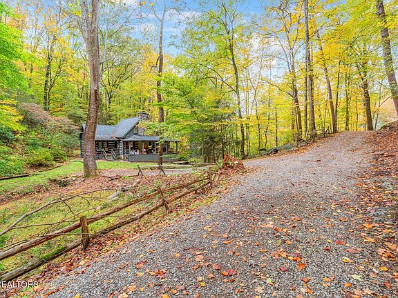 3rd image of 205 Tobby Hollow Ln