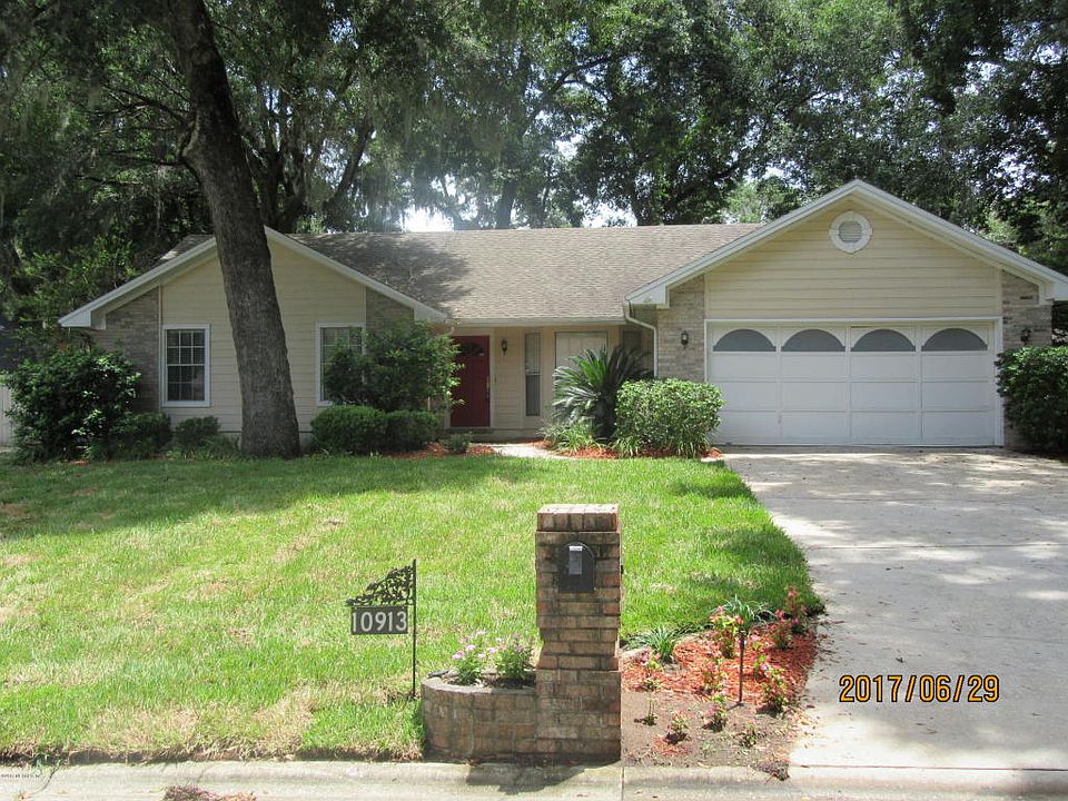 1st image of 10913 Dover Cove Ln