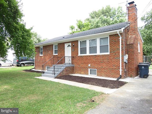 2nd image of 6922 Sheffield Dr
