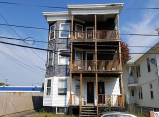 18 Columbine Ave, Pawtucket, RI 02861