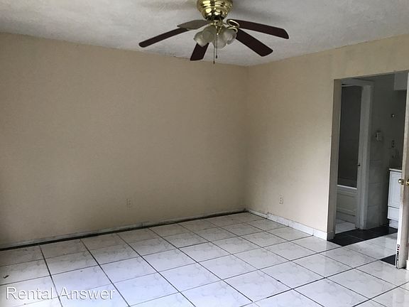 5th image of 8206 Windy Acres Dr