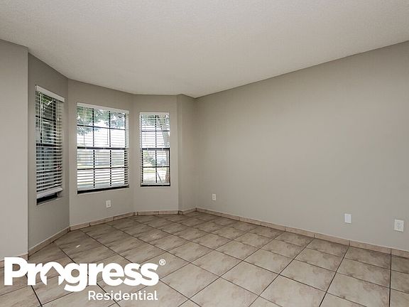 4th image of 307 Houston Woods Ct