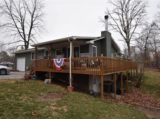 10859 Shining Trees Ln, Plainview, IL 62685