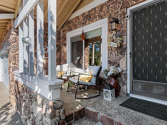 5th image of 189 Eckmann Place