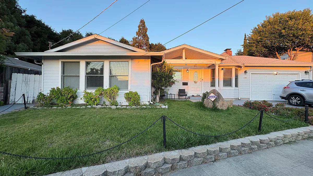 Building Photo - 31694 Chicoine Ave