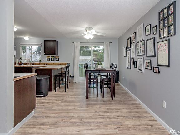 5th image of 15222 18th Avenue Ct E