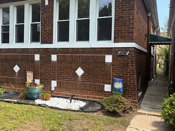 2nd image of 8811 S Morgan St
