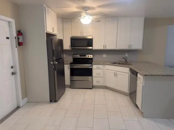 13616 Yarmouth Ct, Wellington, FL 33414