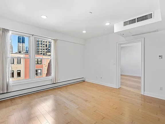 2nd image of 112 Liberty View Dr Unit 4C