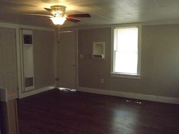 3rd image of 1617 Avenue Y APT C