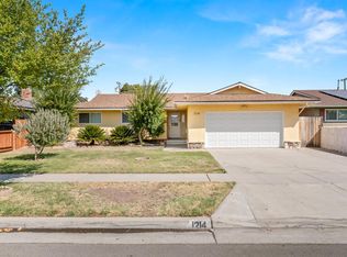 1214 E San Ramon Ave, Fresno, CA 93710