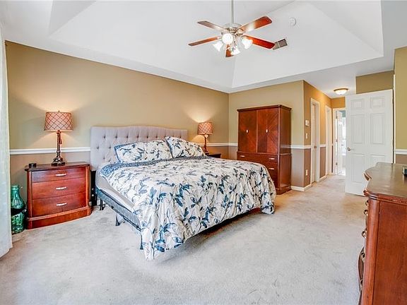 5th image of 11 Paisley Ct #1