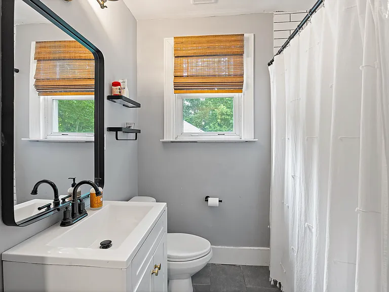 238 Thuss Ave #2 — Photo 8