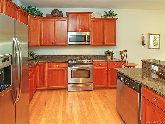 3rd image of 24118 Waxwing Ct