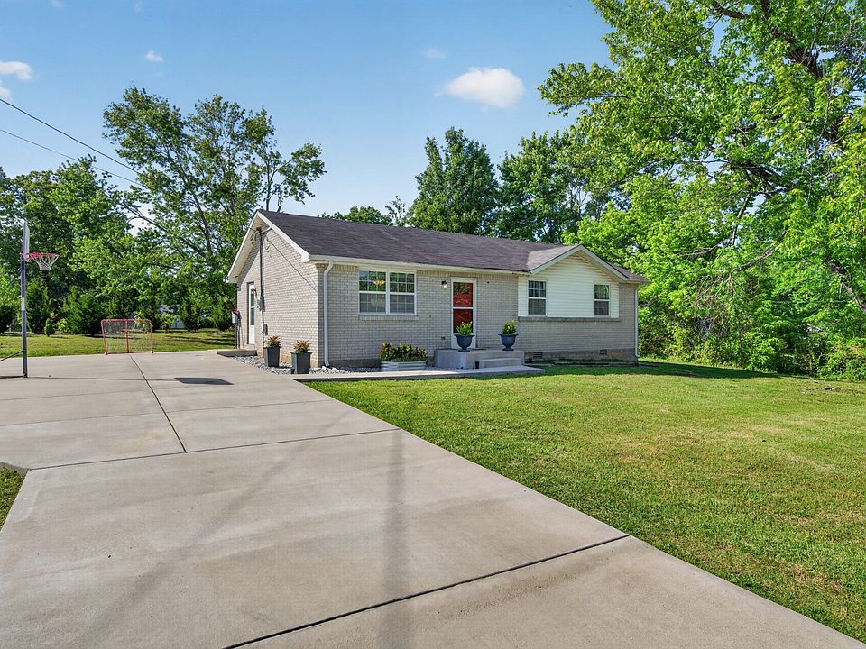 1st image of 7103 Hall Ln