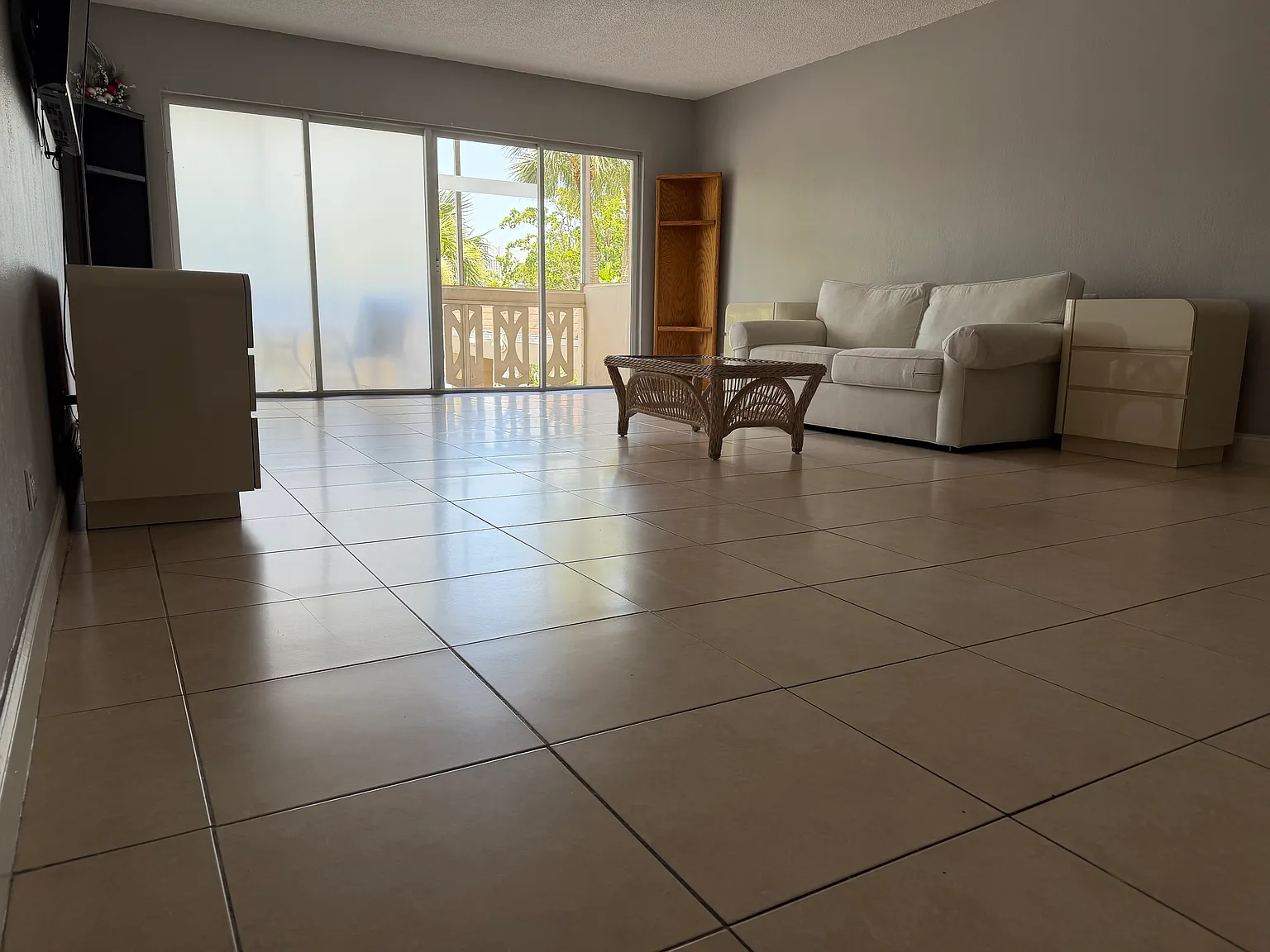 2 bed, 1470 sqft, $2,300 — Photo 1
