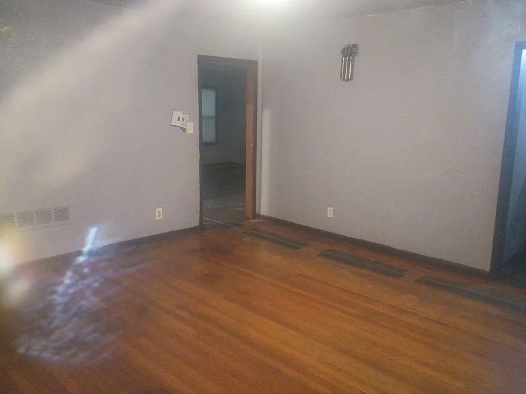 636 Orville Ave — Photo 24