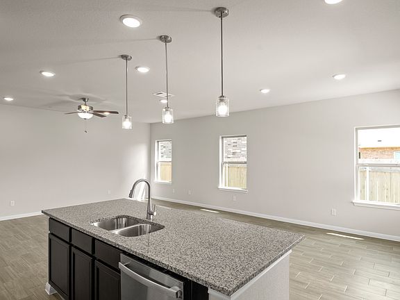 15_15_Kitchen3