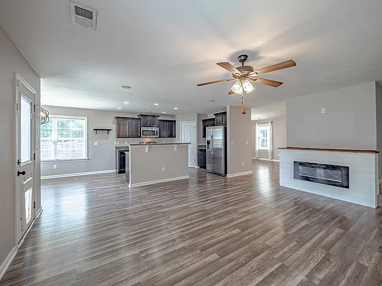 1586 Ruger Dr — Photo 16
