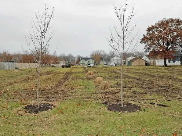 504 Pennsylvania Ave, East Lynne, MO 64743