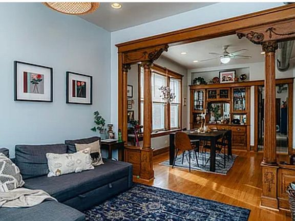 3rd image of 1000 N Richmond St APT 2