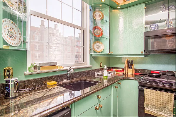 Sold by Azbel Real Estate, Inc. | media 5