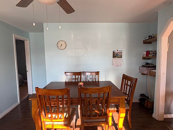 5th image of 200 Lighthouse Ln