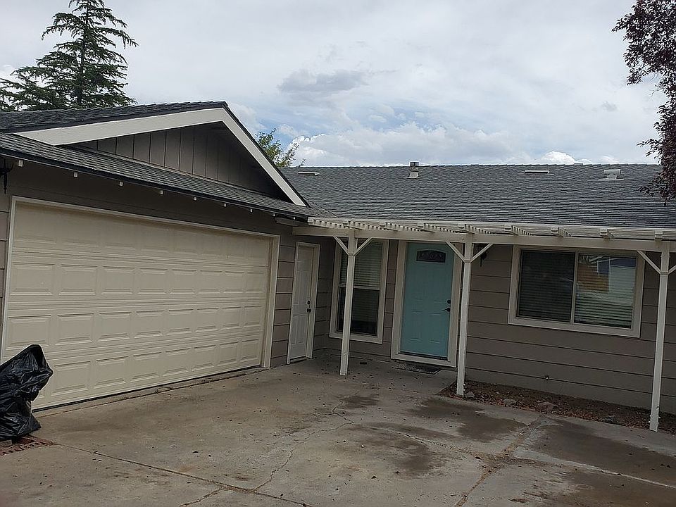 2nd image of 3020 Hillhouse Ct