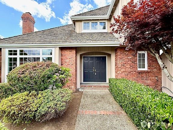 3rd image of 22623 SE 47th Court