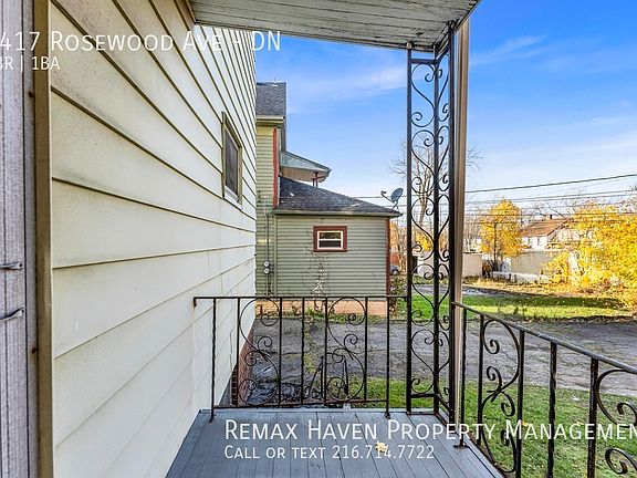 4th image of 8417 Rosewood Ave