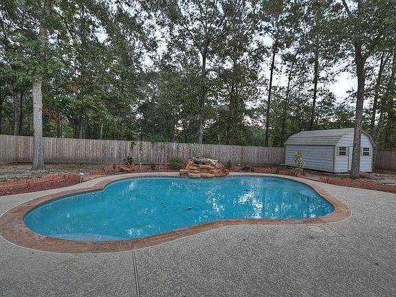 2nd image of 21035 Yukon Dr