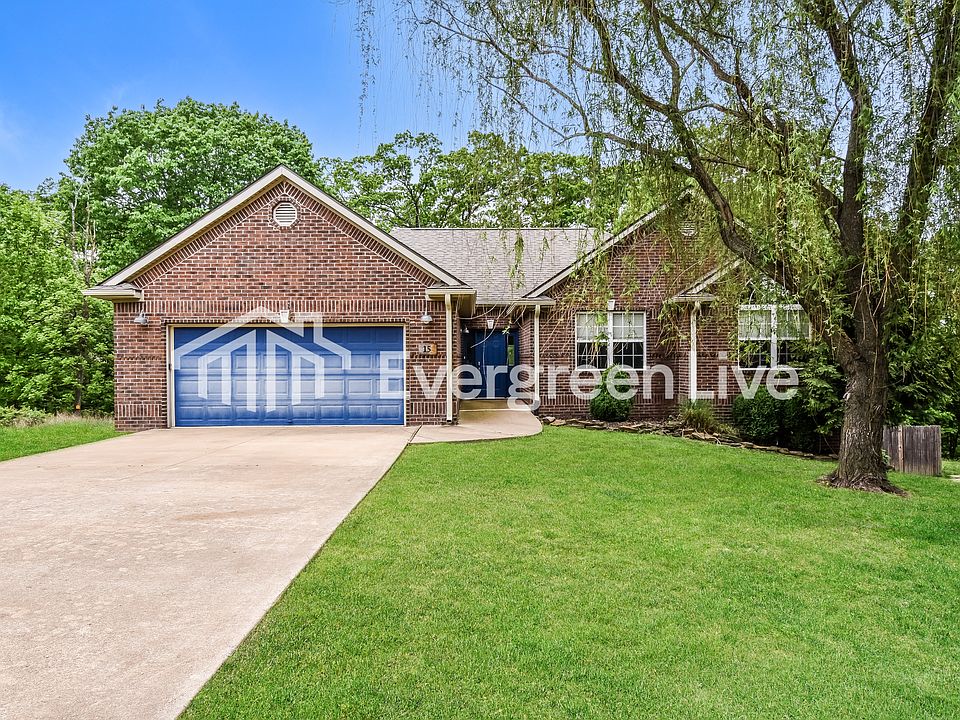 1st image of 15 Hastings Ln