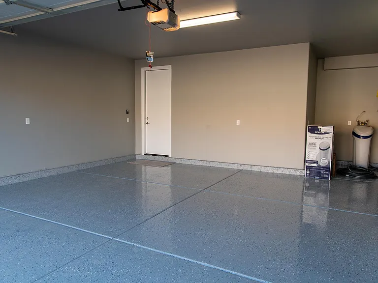 Garage.