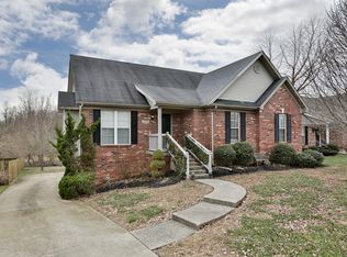 1233 Cottonwood Ct, Simpsonville, KY 40067