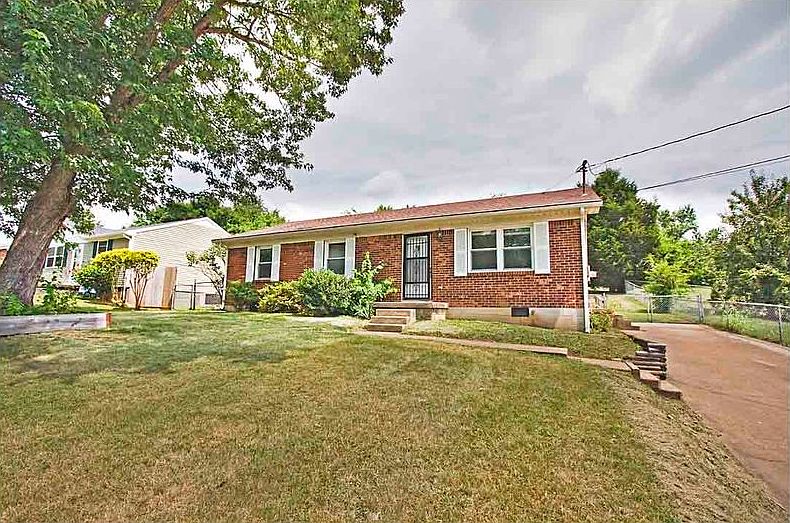1st image of 1547 Cherry Tree Dr