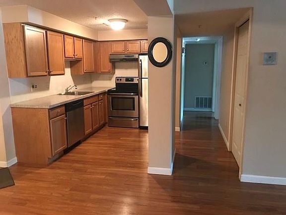 2nd image of 31 Devereux St APT 105