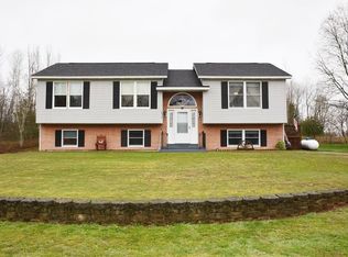 814 County Route 11, West Monroe, NY