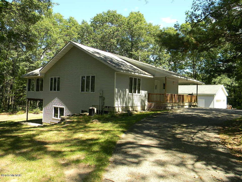 1st image of 2112 E White Lake Dr