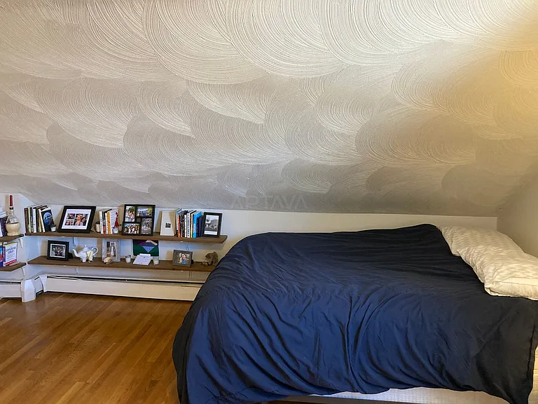 639 Somerville Ave #2 — Photo 9
