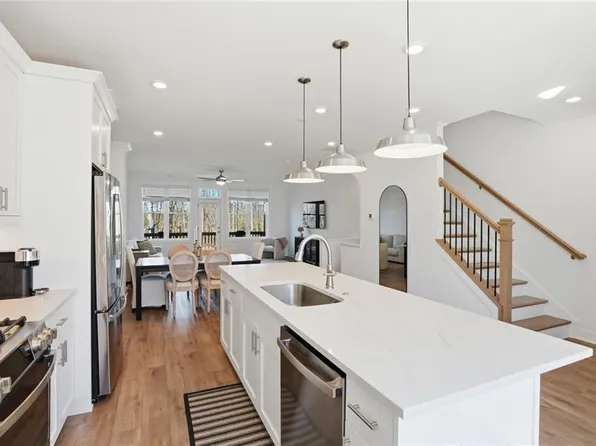 113 Basil St, Cumming, GA 30040