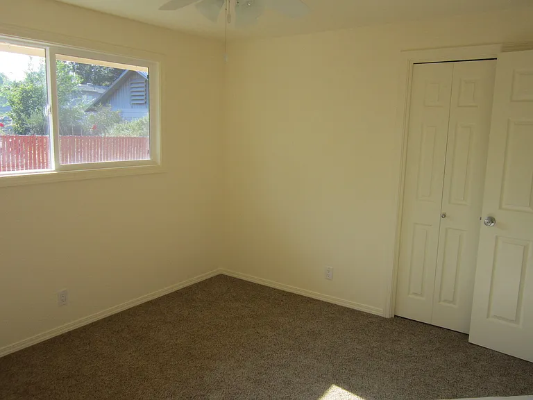 3930-3938 Shasta Way — Photo 9