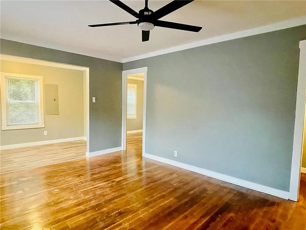 2 bed, 1.0 bath, 791 sqft, $975 — Photo 3