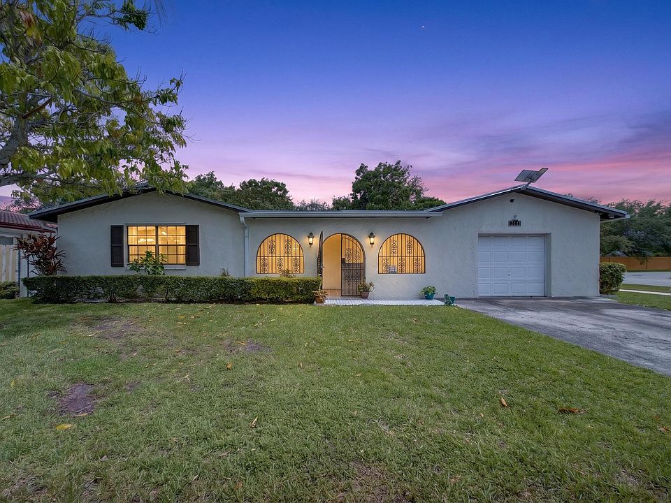 1st image of 10774 SW 175th Terrace