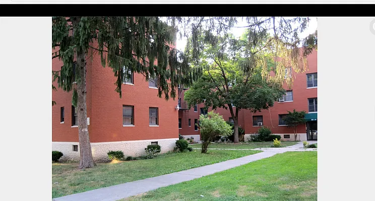 Sold by RES New York | media 28