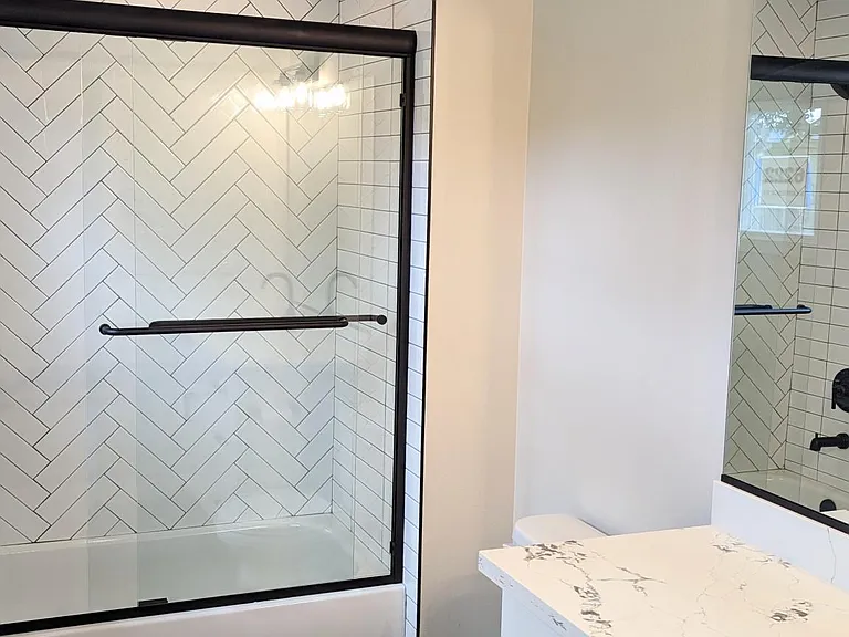 Master Ensuite Bath