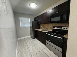 1940 Washington Ave APT 11, Opa Locka, FL 33054