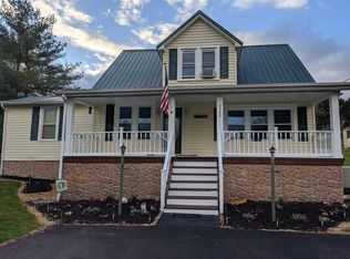 2588 Huddle Rd, Wytheville, VA 24382